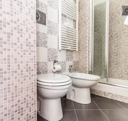 Couette-café Guest House Roma 3*